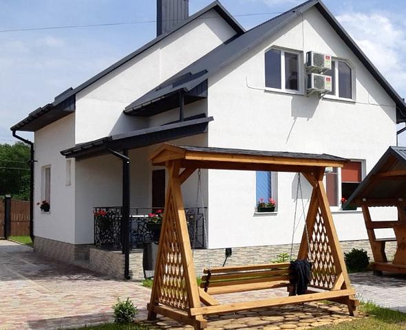 Котеджі Гостьовий двір WolRus с.Мельники (оз. Пісочне) 