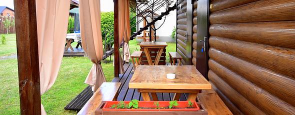 galery item