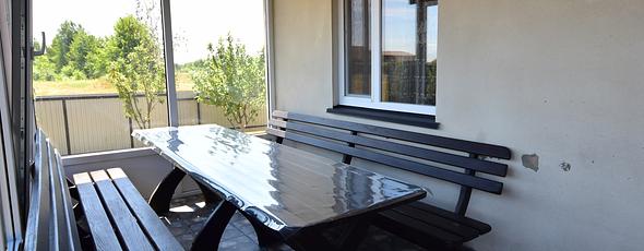 galery item