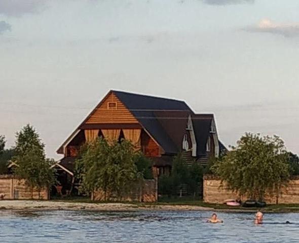 Приватний сектор На срібному березі с. Любохини (оз. Пісочне 2) 