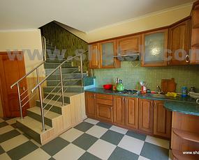 galery item