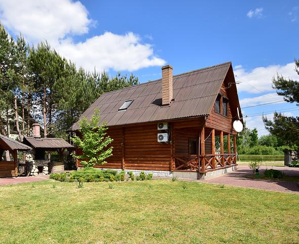 Cottages S.Kazka Illichivka (lake Svitiaz)