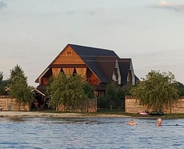 Котеджі На срібному березі с. Любохини (оз. Пісочне 2) 