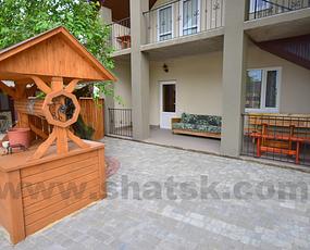 galery item