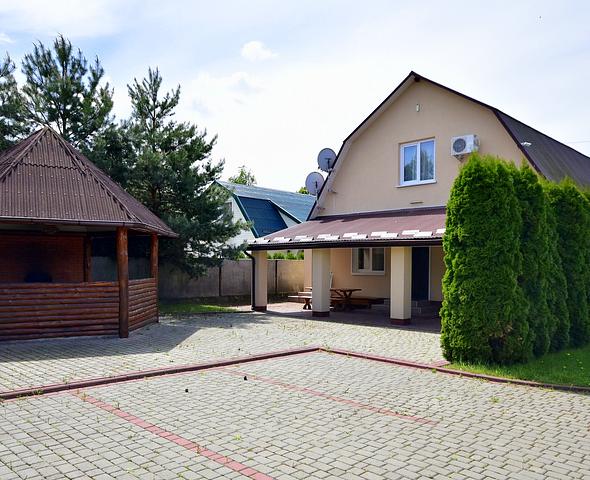 Guest houses Shatsk Riviera (formerly U Mariyi) vil. Melnyky (lake Pіsochne)